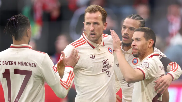 Los jugadores del Bayern Munich celebran un gol ante St. Pauli.