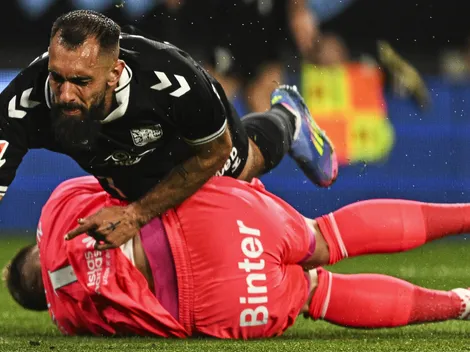 Lo operaron de urgencia: fue titular en Barcelona, jugó un Mundial contra Argentina y se perforó el intestino en pleno partido