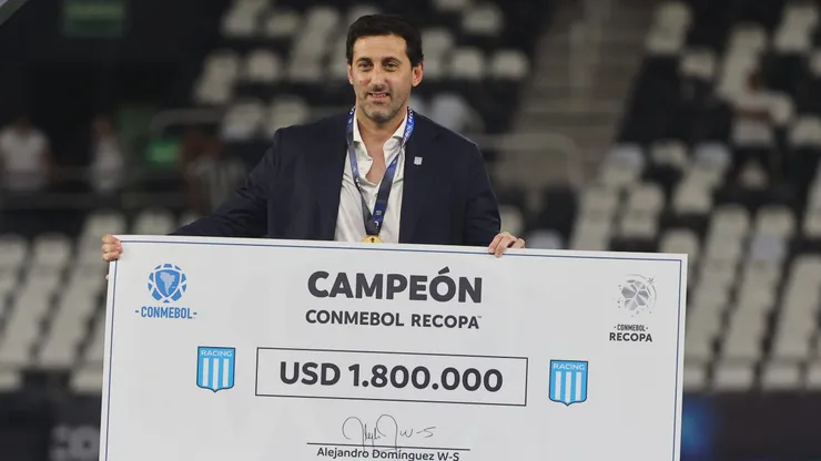 La respuesta de Diego Milito cuando Mariano Closs lo comparó con Riquelme: "Respeto los roles"