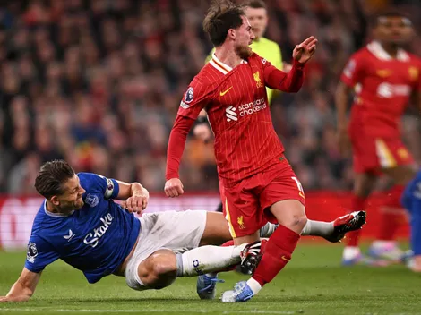 Las leyendas de la Premier League reaccionaron a la brutal patada contra Mac Allister: "No hay debate"