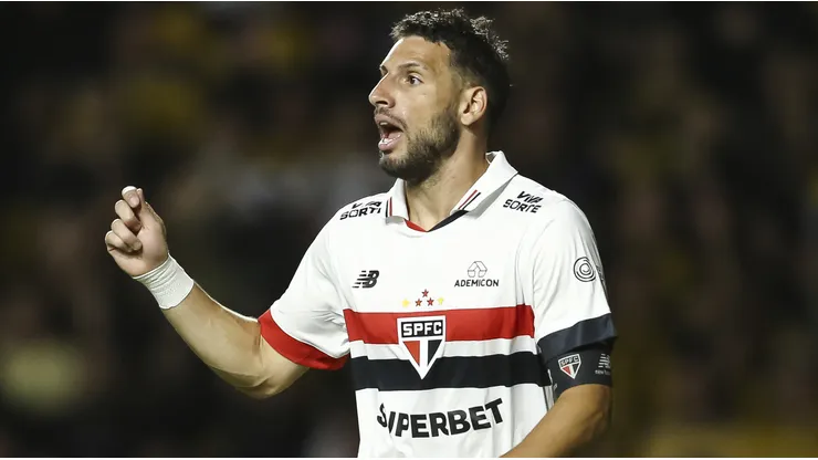 Ni Boca ni River: el club del fútbol argentino al que quiere ir Jonathan Calleri