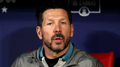 Duras críticas a Simeone en España por el planteo de Atlético de Madrid en la derrota ante Barcelona
