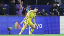 Se aleja de Messi: Cristiano Ronaldo marcó dos goles y tomó distancia en la carrera por ser el máximo goleador de la historia