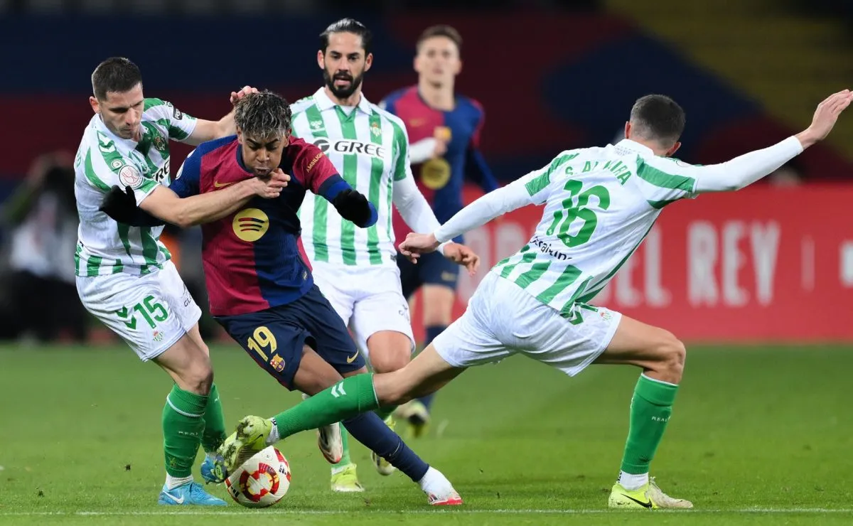 Pronósticos Barcelona vs Betis: el líder pone a prueba a uno de los ...