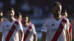 Un referente de River fue destruido por los hinchas tras el empate ante Sarmiento: "Lo soplás y se cae"