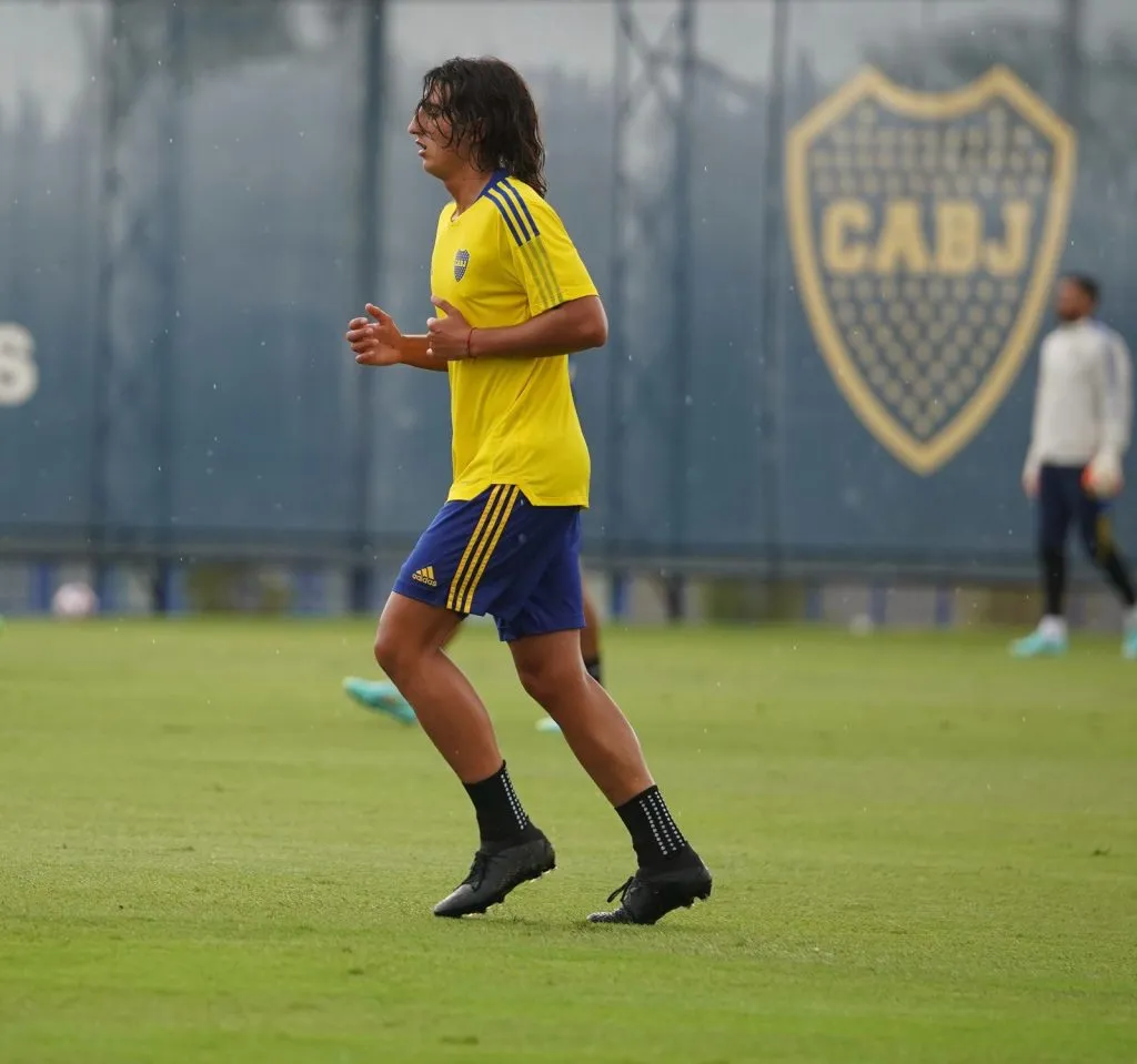 Leonel Coira entrenando en Boca.