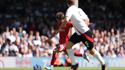 Alexis Mac Allister en acción frente a Fulham.