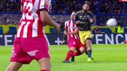 ¿Era roja? El codazo de Milton Giménez que desató la polémica en Boca vs. Barracas