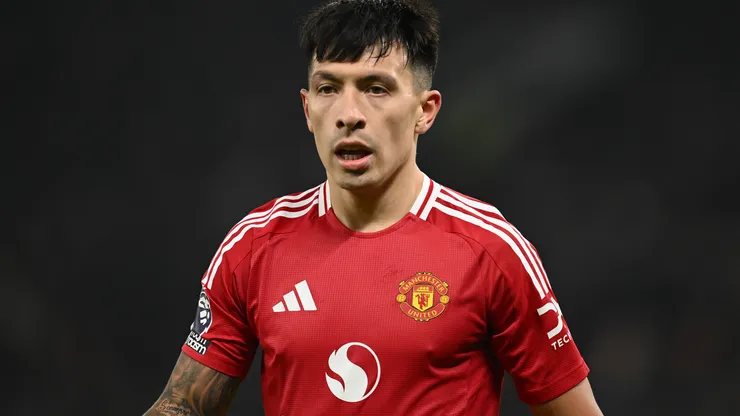 Con Licha Martínez lesionado, Manchester United piensa en otro defensor zurdo