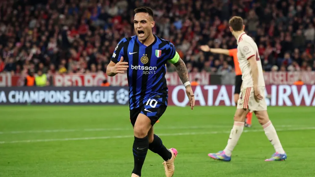 Lautaro Martínez celebra su gol ante Bayern Múnich. (Getty Images)