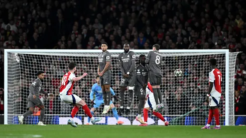 Los dos golazos de tiro libre de Rice en el 3-0 del Arsenal vs Real Madrid