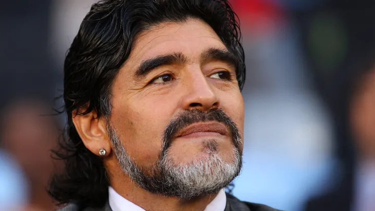 "Me fui a dormir siendo el técnico de la Selección y cuando me levanté era Maradona"