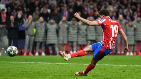 "Algo raro está pasando": La explicación de un experto sobre el video del penal de Julián Álvarez