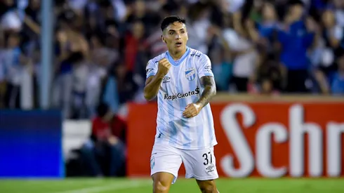 Mateo Coronel será el encargado de llevar el peligro de Atlético Tucumán al área de San Lorenzo.