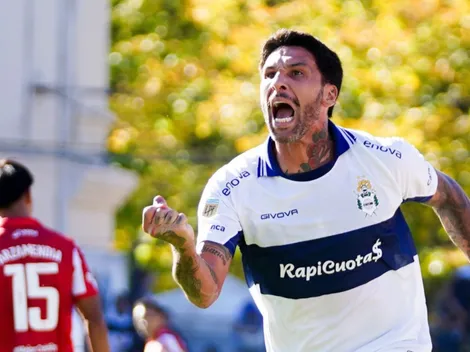 El gol del Pata Castro para Gimnasia ante Estudiantes en el clásico de La Plata