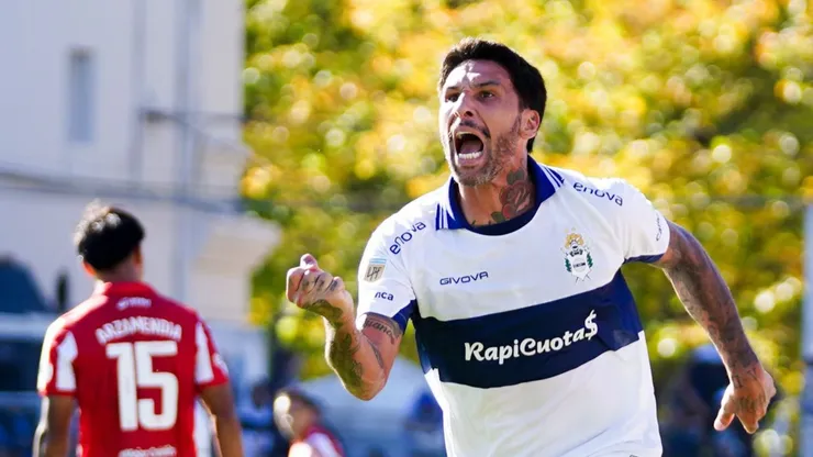 El gol del Pata Castro para Gimnasia ante Estudiantes en el clásico de La Plata