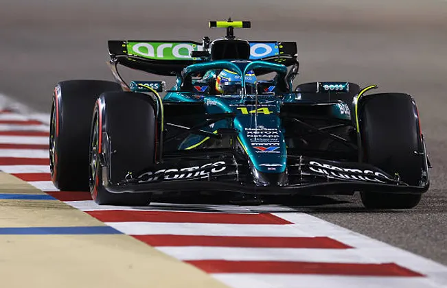 Fernando Alonso no le ve futuro al Aston Martin esta temporada.