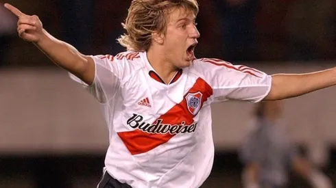 Maxi López con los colores de River.