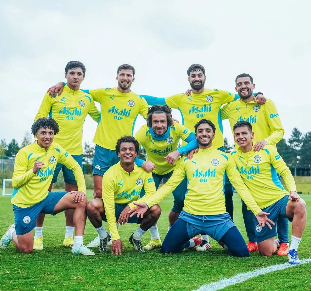 La foto de Echeverri con el “equipo ganador”.