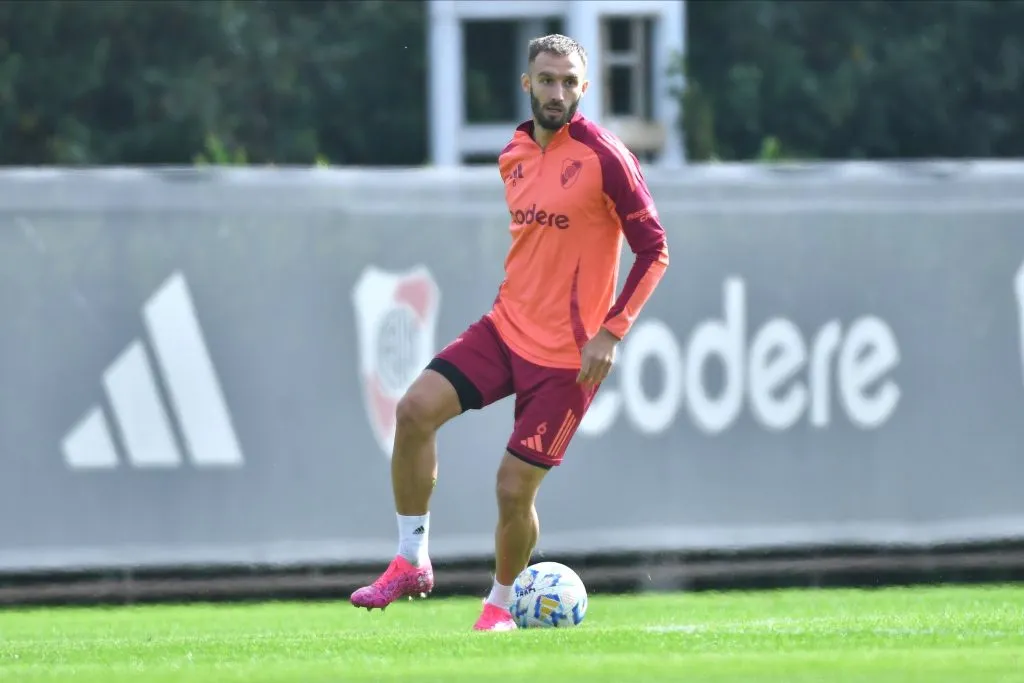 Ante Gimnasia, Pezzella volverá a ser titular.