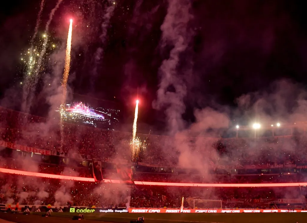 El recibimiento de River ante Talleres. (Foto: Getty).