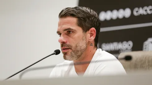 Los 5 entrenadores que propone la IA para que Boca reemplace a Gago