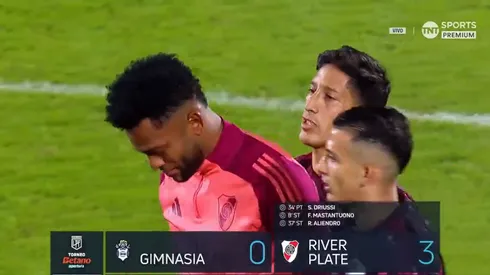 Preocupación en River: Borja se fue llorando tras lesionarse ante Gimnasia