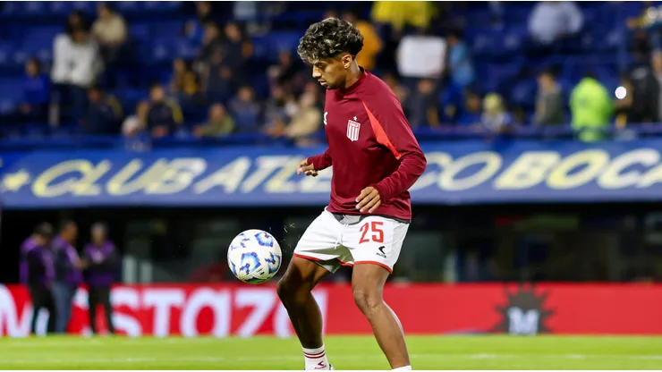 El hostil recibimiento de La Bombonera a Cristian Medina en Boca vs. Estudiantes: "El que no salta es un traidor"