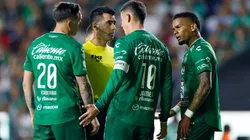 James fue expulsado en la derrota de León.