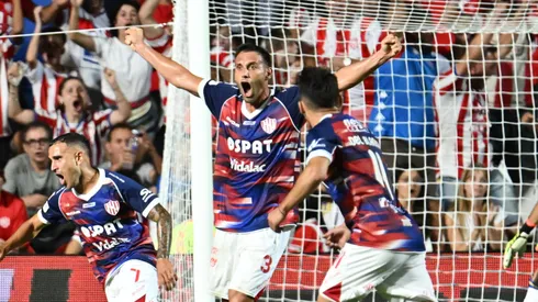 Los jugadores de Unión, en un festejo eufórico.