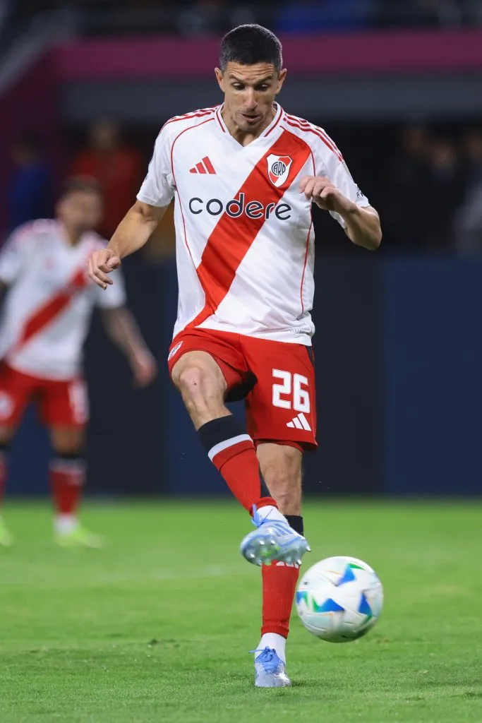 Nacho Fernández en acción ante Independiente del Valle.
