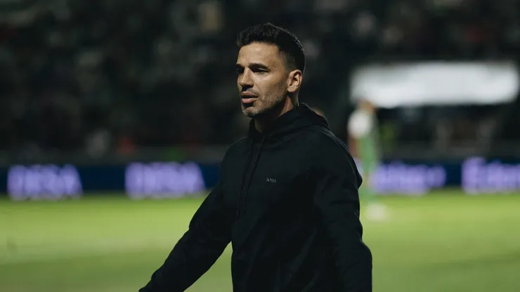 Ariel Broggi dejó de ser el DT de Banfield