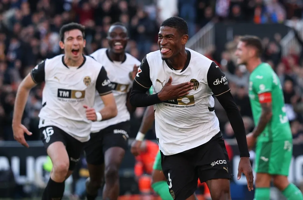 Cristhian Mosquera, el plan b del Atlético de Madrid al Cuti Romero.