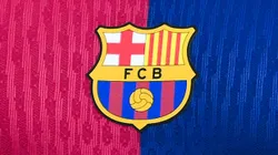 Que significan las tres banderas del escudo de Barcelona