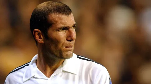 Le ofrecieron la camiseta de Zinedine Zidane en el Real Madrid y la rechazó