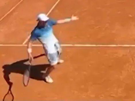 Enojo y gestos obscenos en España: descalificaron a un tenista ruso por agredir al juez del partido