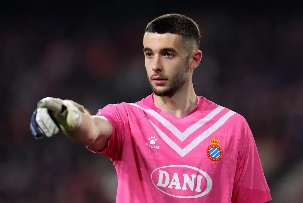 Joan García, el arquero que pretende Aston Villa. (Getty Images)