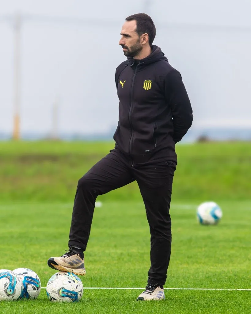 Albín regresó a Peñarol en otro rol, de la mano de Diego Aguirre.