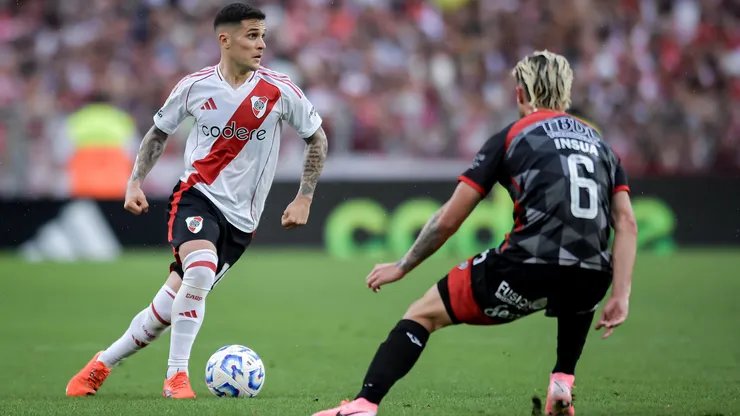 Fabricio Bustos y Rodrigo Insua en el último River - Barracas Central.