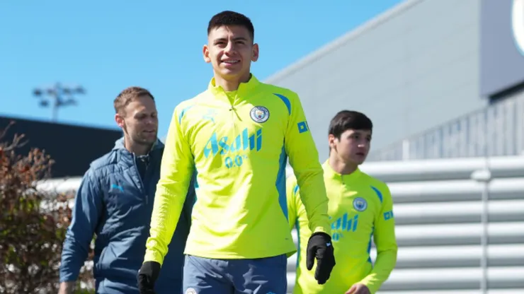 Claudio Echeverri en Manchester City.