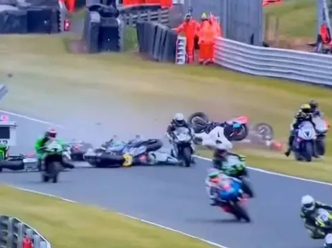 Tragedia en el motociclismo: dos pilotos murieron en un choque múltiple con 11 implicados