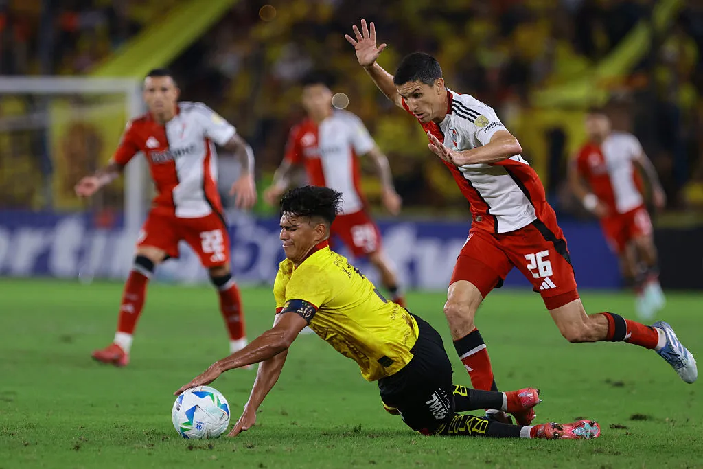 Nacho Fernández, titular en Ecuador. (Foto: Getty)