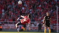 El golazo de chilena de afuera del área Santiago Montiel en Independiente vs. Independiente Rivadavia