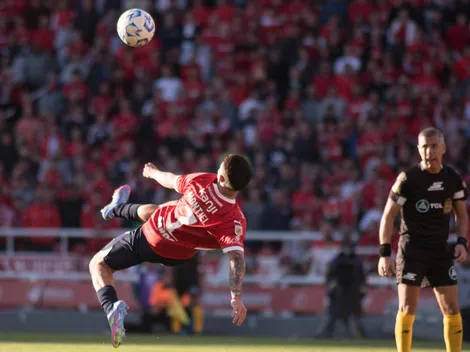 El golazo de chilena de afuera del área Santiago Montiel en Independiente vs. Independiente Rivadavia
