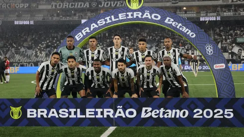 Botafogo piensa en el mercado de pases.