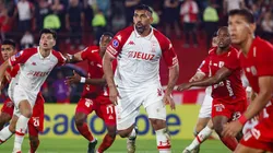 Huracán y América de Cali se enfrentan en Colombia.