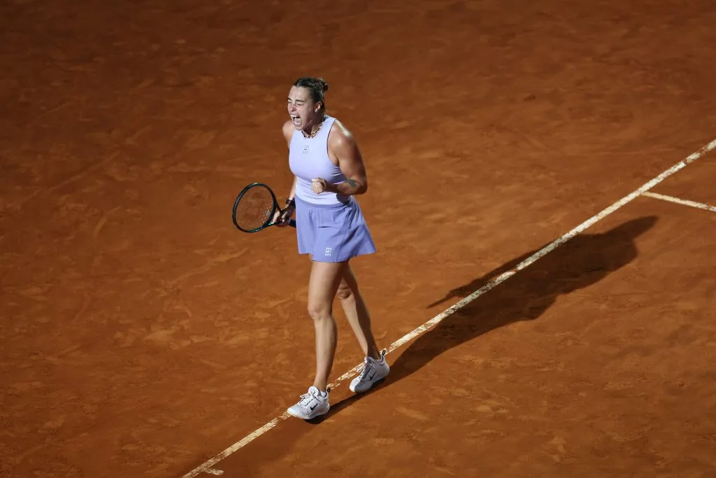 Aryna Sabalenka en su partido ante Zheng. (Foto: Gwtty).