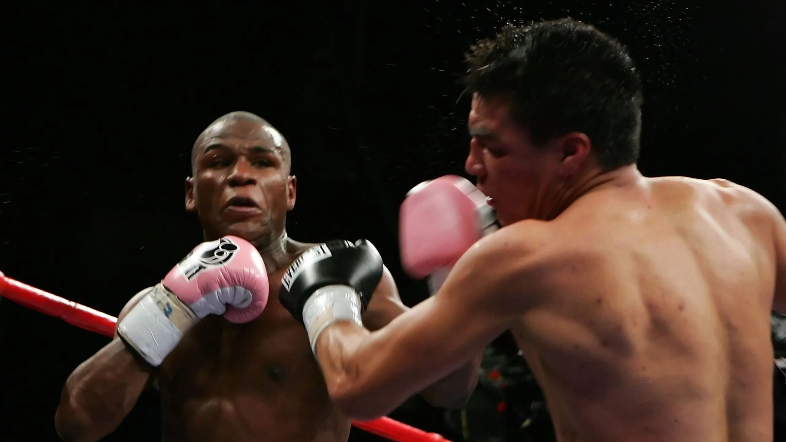 Mayweather le arrebató a Baldomir el título mundial del peso wélter del CMB.