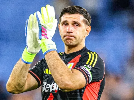 Dibu Martínez se quebró al terminar el partido con Aston Villa: el motivo