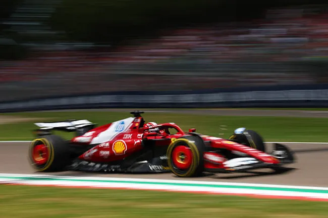 Leclerc y Hamilton afuera en Q2.
